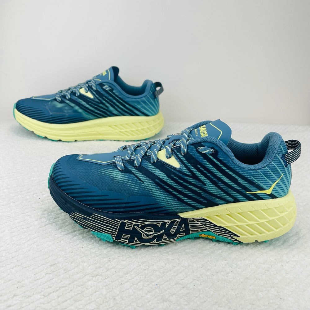 HOKA ONE ONE SPEEDGOAT 4 RUNNING SHOES
